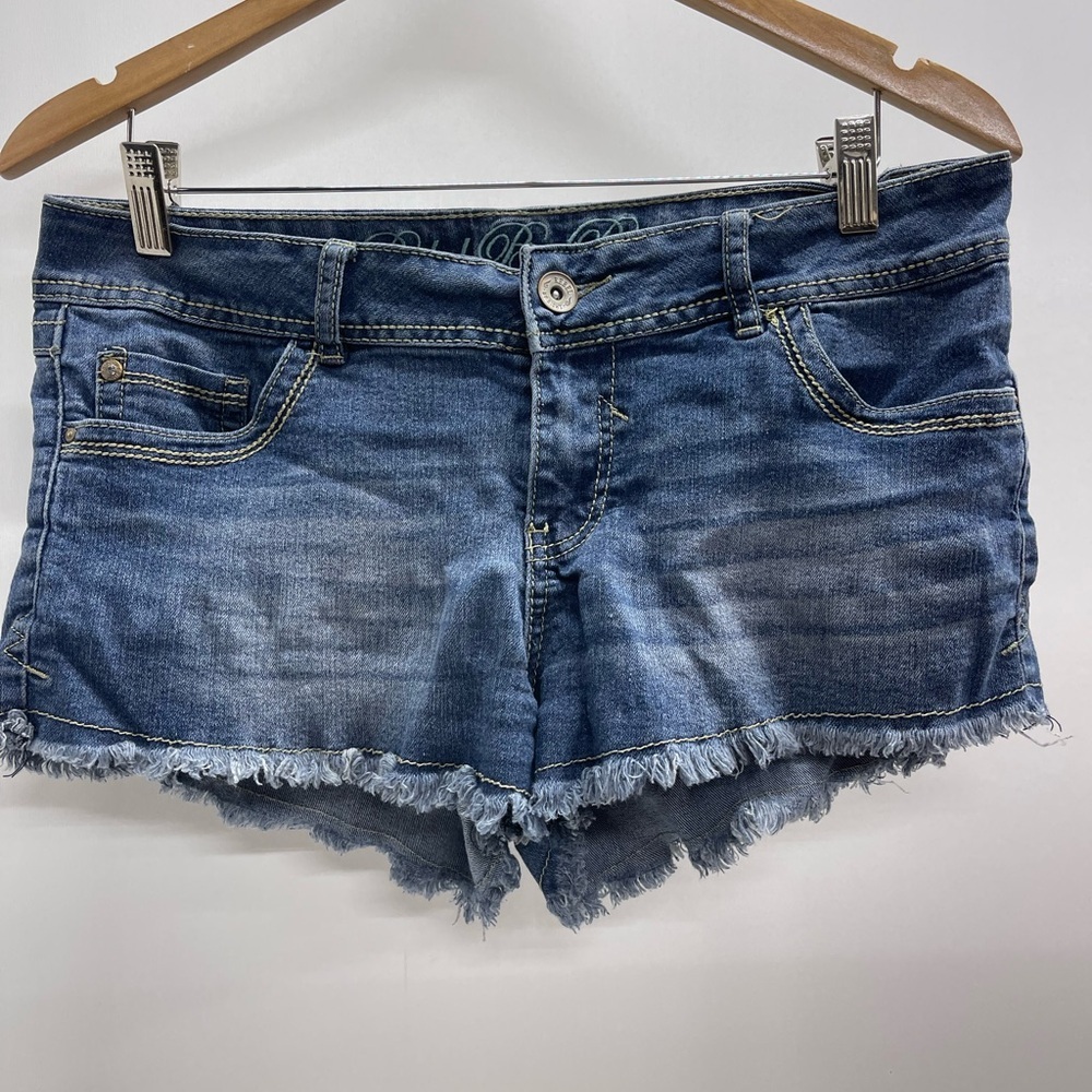 Rebel By Right Women's‎ Light Blue Frayed Hem Denim Shorts